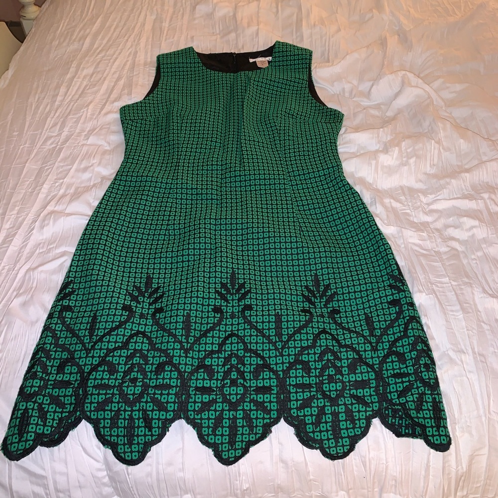 Green and Black Detailed Dress
